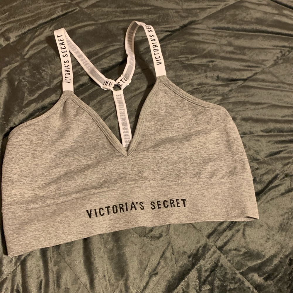 VS sports bra
